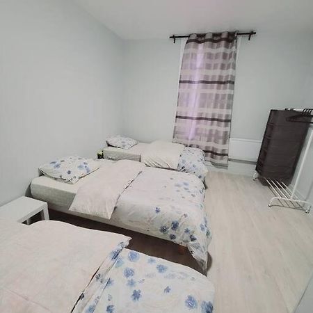 Appartement Proche St Denis "Appart 3" Pierrefitte-sur-Seine Exterior photo